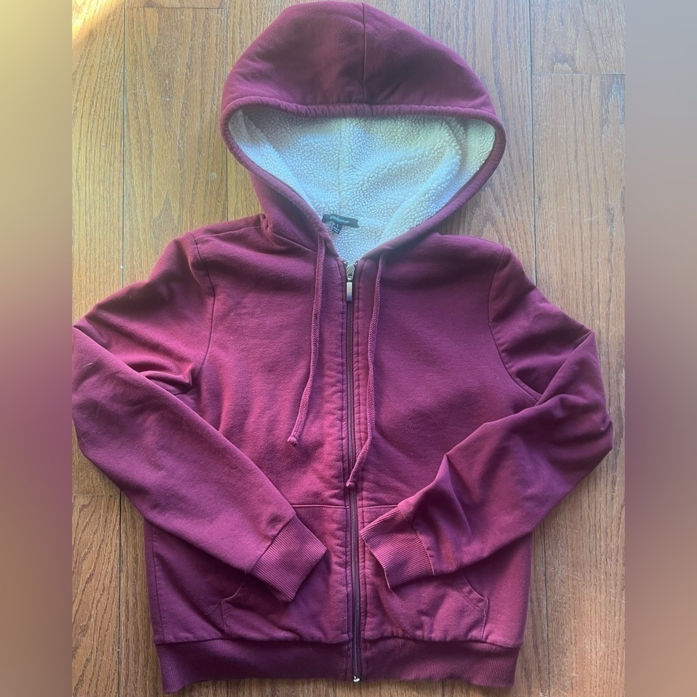 Ambiance Sherpa lined hooded full zip burgundy sweater S - Picture 3 of 10